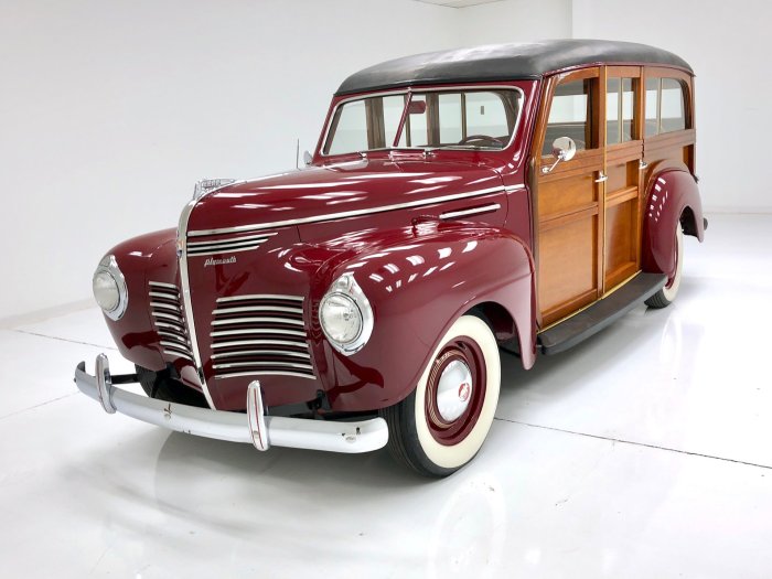 1940 Mercury Woody Wagon: A Classic American Icon