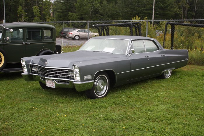 1967 Cadillac Sedan Deville