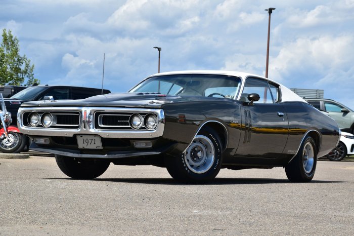 1971 Dodge Charger: A Muscle Car Icon