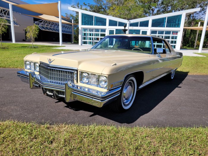 1973 Cadillac DeVille: A Glimpse into American Automotive History