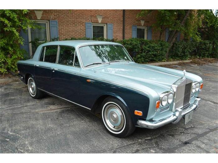 1972 Rolls-Royce Silver Shadow: A Timeless Classic