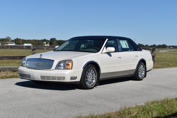 Cadillac 2002 deville sedan vintage edt back premier miles only