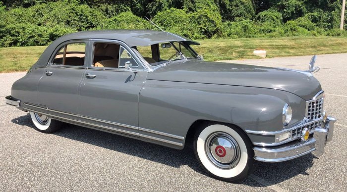 Packard 1949 deluxe