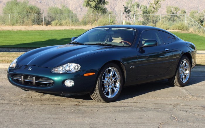 2002 Jaguar XK: A Classic Sports Car Redefined