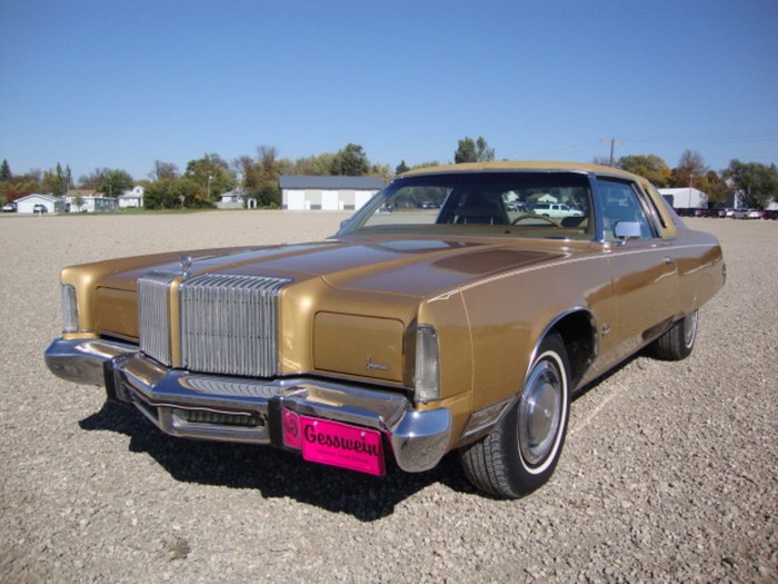 1975 Chrysler Imperial Lebaron