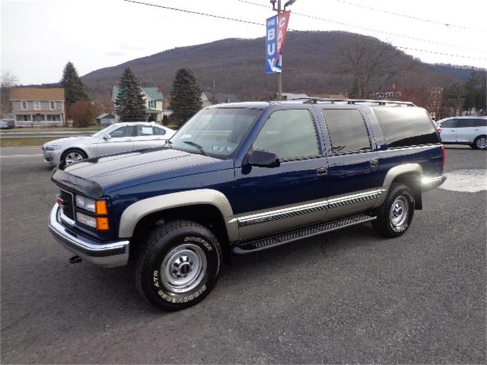 Suburban gmc 2500 1996 1999 c2500 overview cargurus picture k2500 slt cars 4wd car suv size used specs topworldauto pic