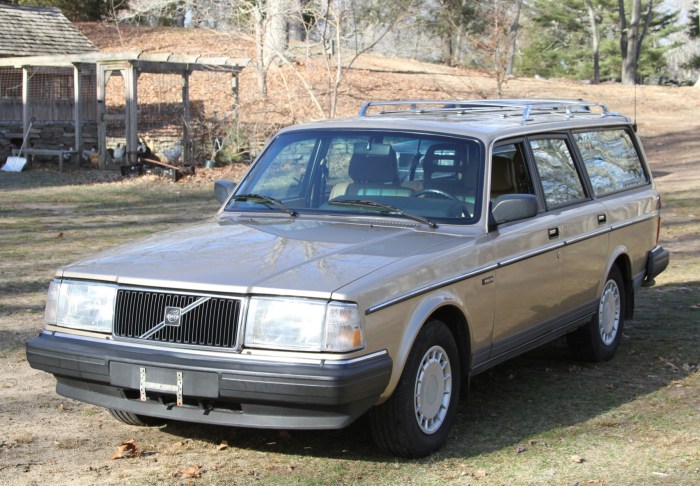 Volvo 240 bringatrailer