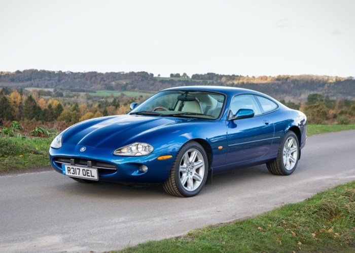 1998 Jaguar XK8: A Classic Reborn