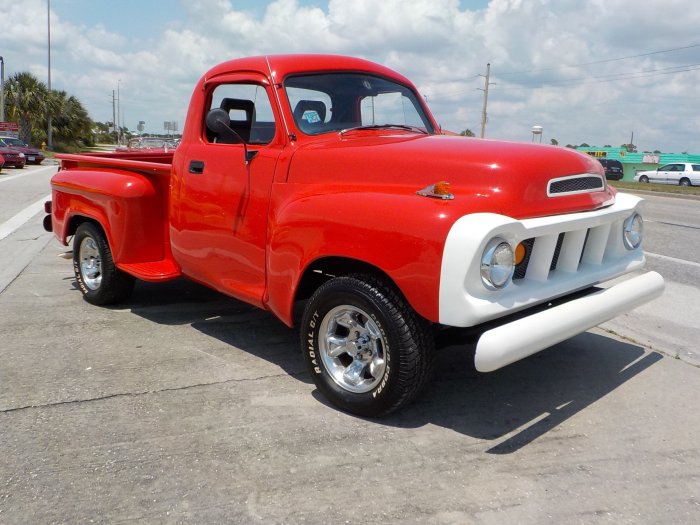 Studebaker transtar deluxe