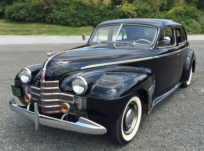 1940 Oldsmobile Antique