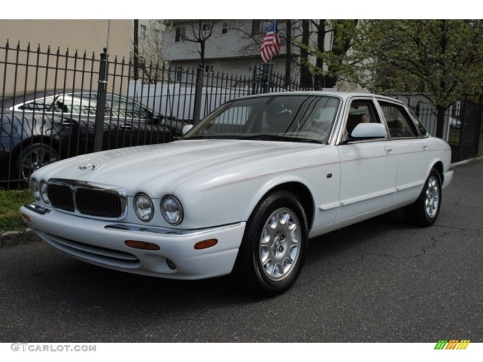 Xj8 2000 white jaguar xj spindrift interior colors color car cashmere gtcarlot