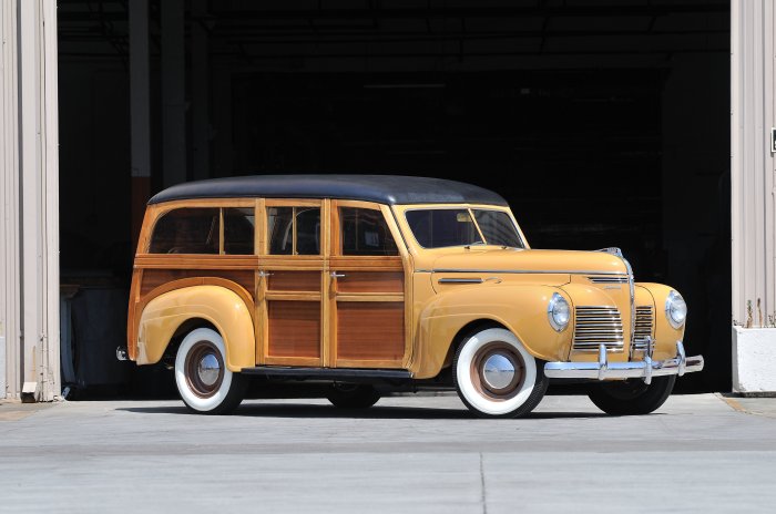 Woody plymouth wagon