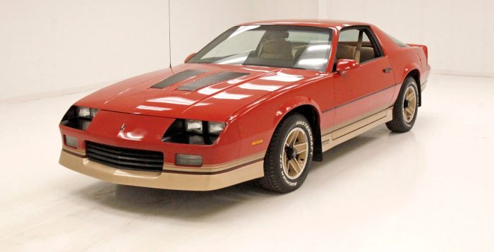 Camaro 1985 iroc chevrolet z28