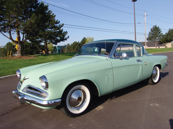 1953 Studebaker Starlight