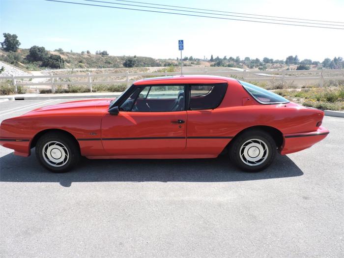 1988 Studebaker Avanti: A Blast From the Past