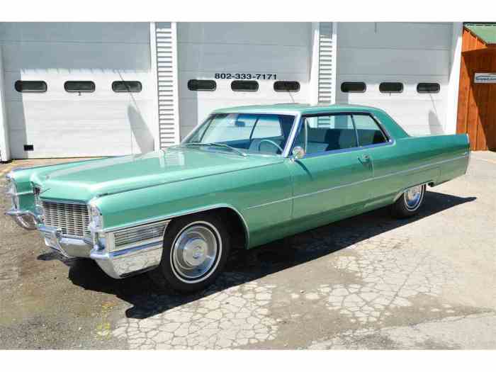 1965 Cadillac Coupe DeVille: A Glimpse of American Luxury