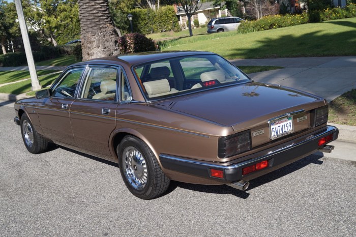 1989 vanden plas xj6 jaguar xj california car classic miles coast west orig series cars sedan classics 22k owner sale