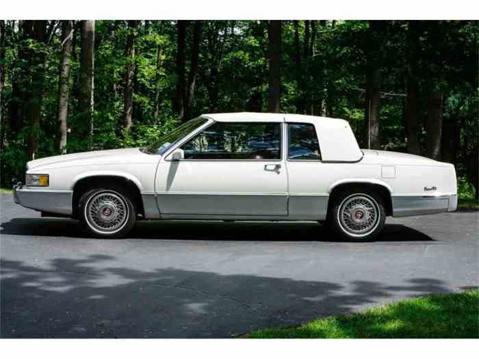 1989 Cadillac Coupe DeVille: A Classic American Luxury Car