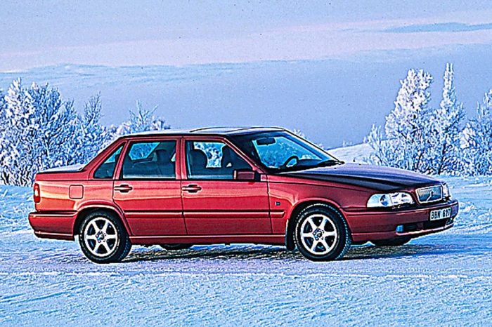 Volvo s70 2000 1998 sedan 1997 v70 consumerguide