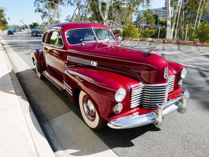 Cadillac 1941 61 coupe series fastback flathead v8 bringatrailer models time olds beutiful year top front cars article