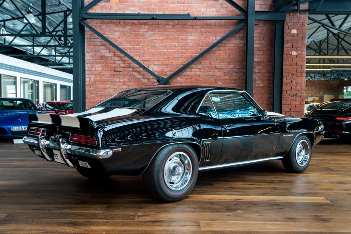 Camaro 1969 chevrolet restored z28 302ci