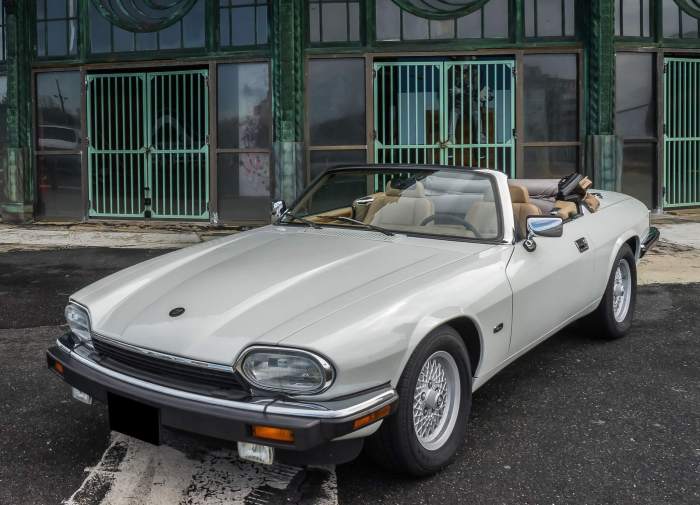 1993 Jaguar XJS: A British Icon Redefined