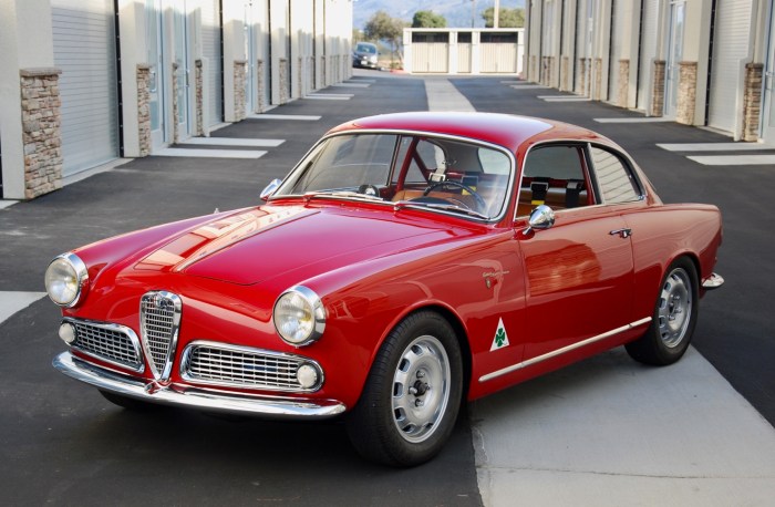 1959 Alfa Romeo Giulietta Sprint Veloce: A Classic Italian Sports Car