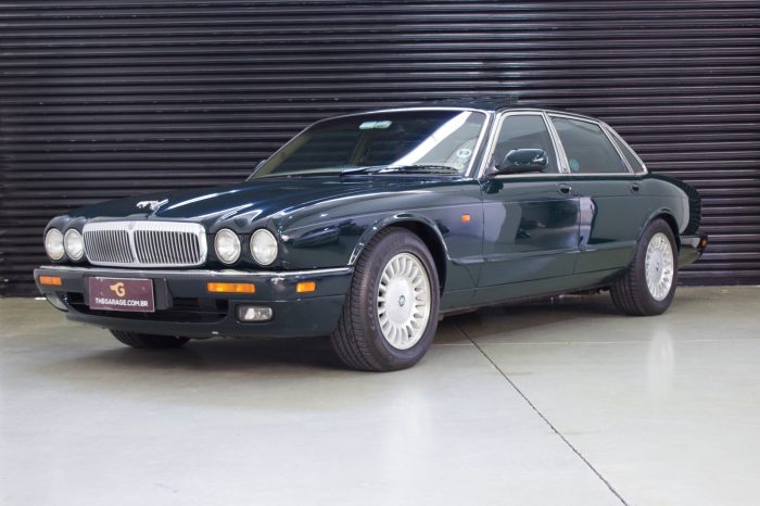 1995 Jaguar XJ12