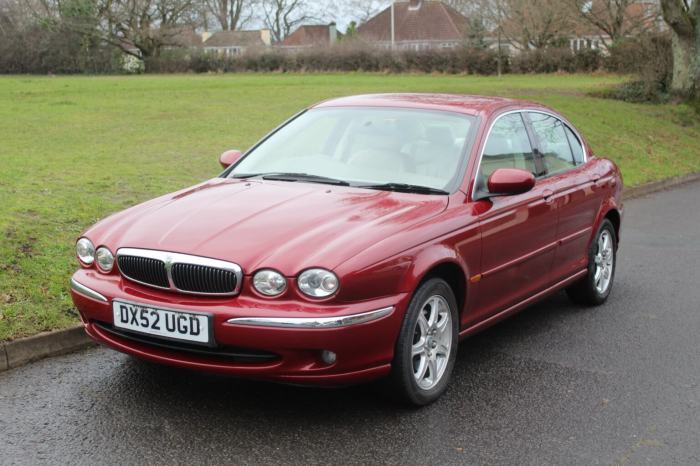 2002 Jaguar X-Type: A Look at the Luxury Sedan