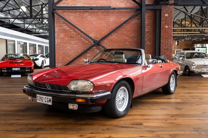 Xjs rouge bringatrailer