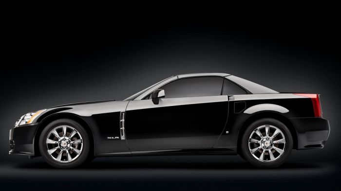 Cadillac sports car xlr turnaround motors credit general motorious