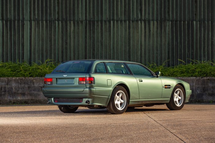 1992 Aston Martin Virage: A British Icon Reborn