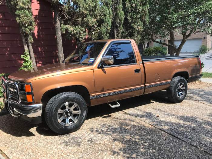 1989 Chevrolet C2500: A Classic American Truck