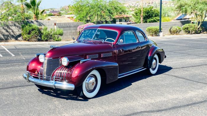 1940 Cadillac Coupe: A Glimpse of American Luxury