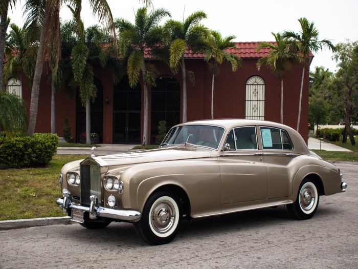 Silver cloud 1965 iii rolls royce momentcar