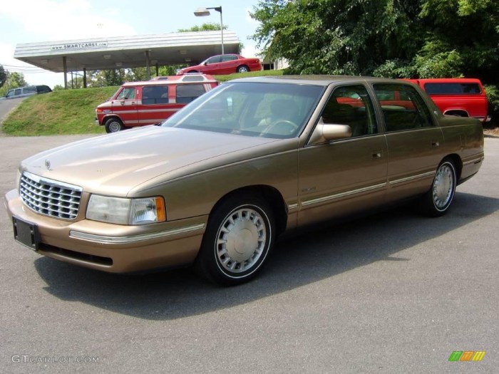 Cadillac 1998 deville gold mist color sedan metallic fire car momentcar beige gtcarlot