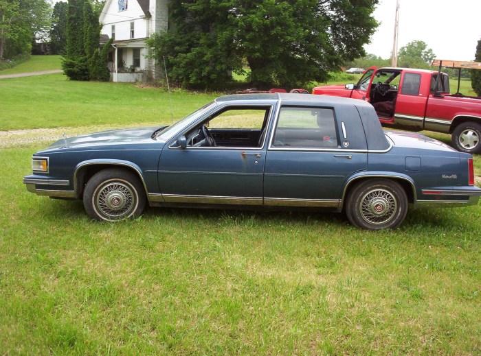 Cadillac deville seville 1988 brougham overview cars momentcar fleetwood cargurus car picture