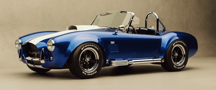 Shelby 427 mecum 1967 widebody roadster sc cobras racecar