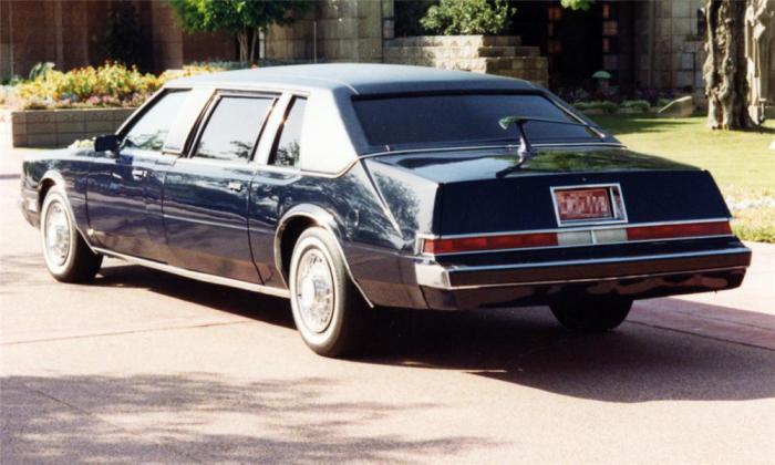 1981 Chrysler Imperial: A Luxury Car in Troubled Times