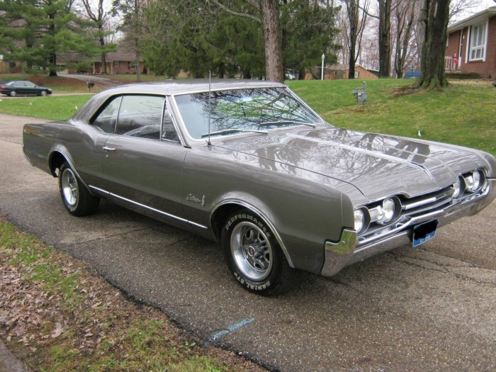 Oldsmobile cutlass w30