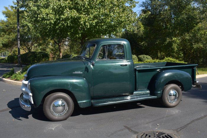 1954 Chevrolet Flatbed: A Classic American Truck