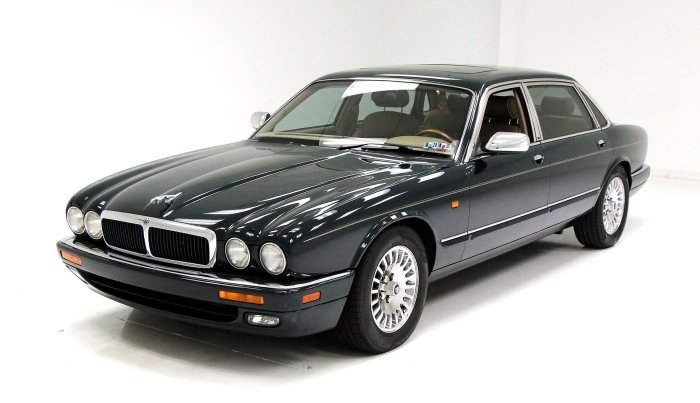 1996 Jaguar XJ: A Timeless Icon of British Luxury