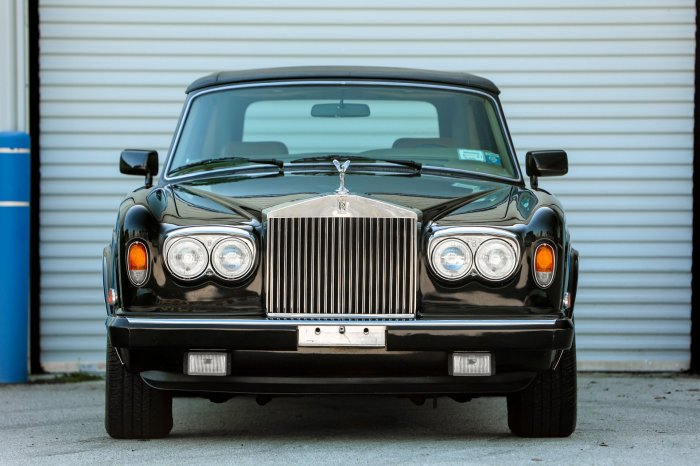 1986 Rolls-Royce Corniche II