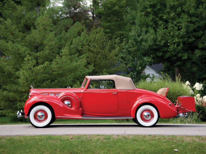 1938 Packard Super Eight