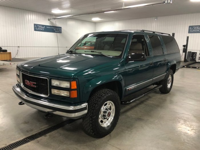 1999 GMC Suburban