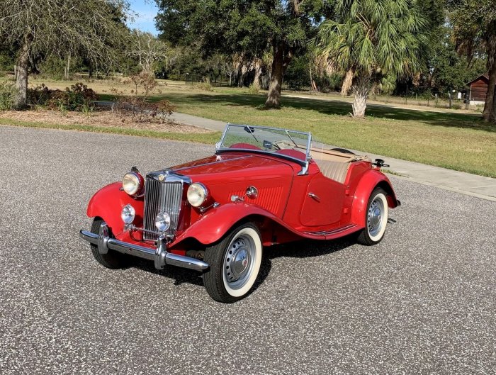 Mg td 1952 hand tonneau