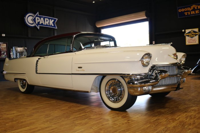 1956 Cadillac DeVille: A Symbol of American Luxury