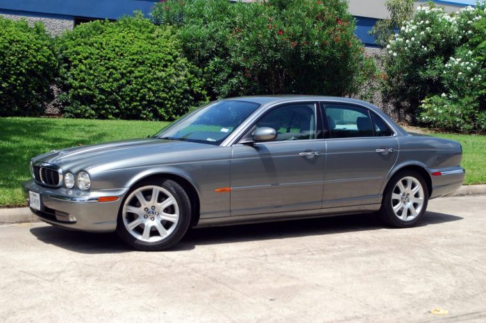 Xj8 zircon gatormotorsport preowned sedan