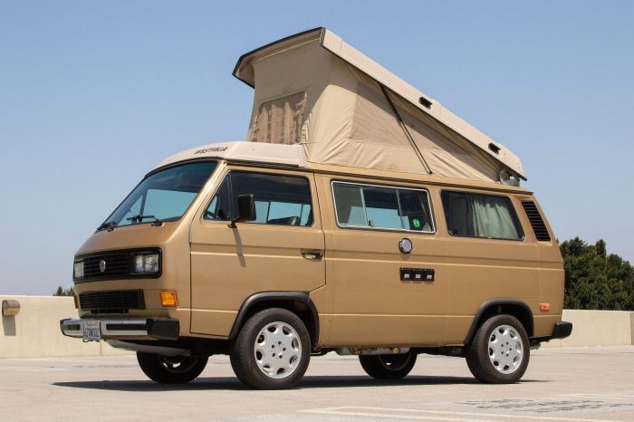 1986 Volkswagen Vanagon: A Timeless Classic