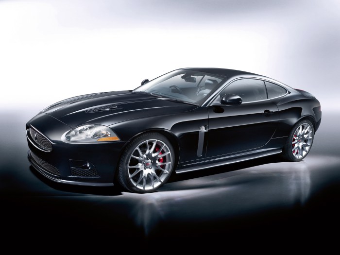 2009 Jaguar XK: A Luxury Sports Car Review